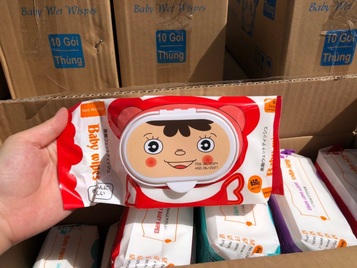 Thùng 10 gói khăn ướt cao cấp baby wipes (Kiện 9 thùng)(Hàng nguyên kiện) - Ảnh 2