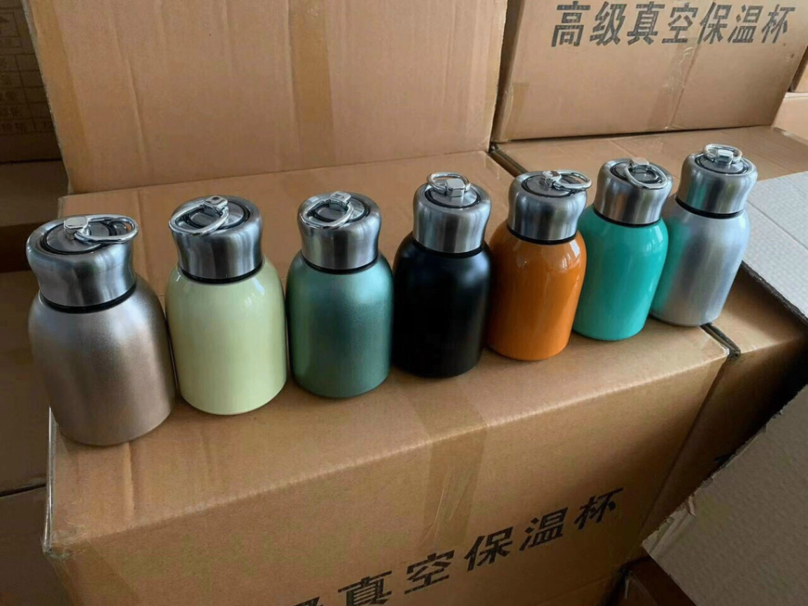 20241122_Rmue3kRmRE Bình nước inox giữ nhiệt Hottrend 300ml (Kiện 60 cái) - Ảnh 1