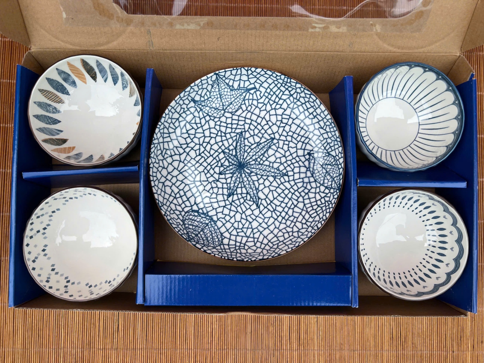 20241202_Q27E5IxGTZ Bộ 4 chén 1 dĩa 8inch, sứ đẹp sáng bóng Tmark (Kiện 12 bộ) (Hàng nguyên kiện) - Ảnh 1