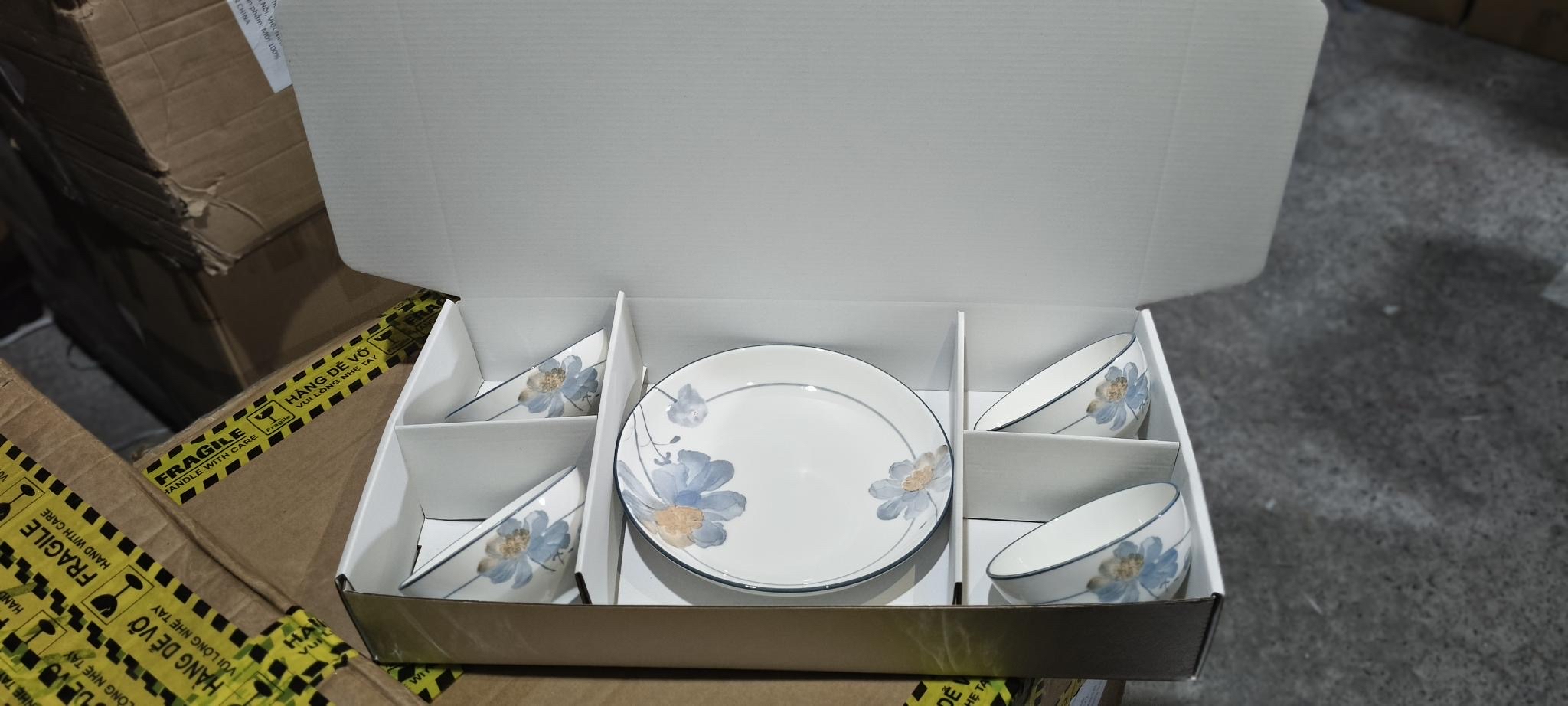 Set 4 chén và 1 dĩa Phỏng Lài 2 (Hoa xanh nhuỵ vàng) (Kiện 12 bộ) - Ảnh 4