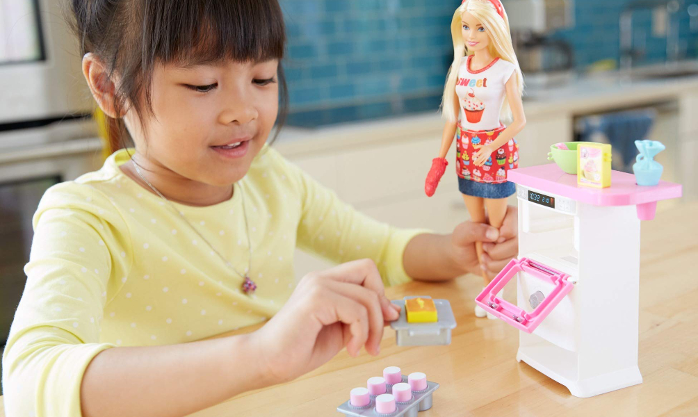 mua đồ chơi cho bé gái trên 3 tuổi