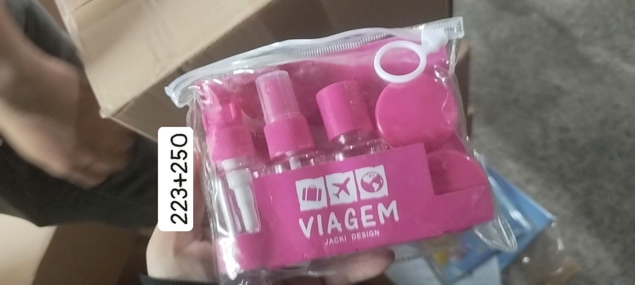Bộ chiết mỹ phẩm TRAVEL Tmark tiện lợi, kèm túi xinh xắn (Kiện 360 bộ) - Ảnh 11